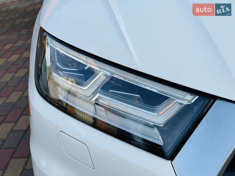 Позашляховик / Кросовер Audi Q5 2018 в Києві