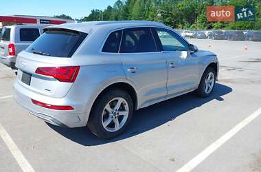 Внедорожник / Кроссовер Audi Q5 2021 в 