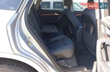 Внедорожник / Кроссовер Audi Q5 2021 в 