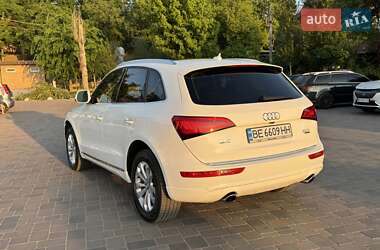 Позашляховик / Кросовер Audi Q5 2015 в 