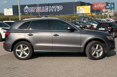 Внедорожник / Кроссовер Audi Q5 2016 в 