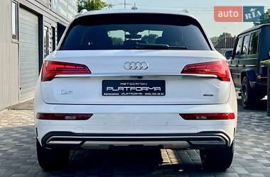 Внедорожник / Кроссовер Audi Q5 2021 в 