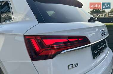 Внедорожник / Кроссовер Audi Q5 2021 в 