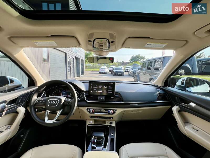 Позашляховик / Кросовер Audi Q5 2021 в Києві