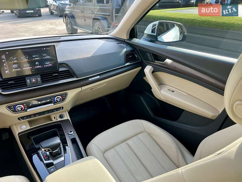 Позашляховик / Кросовер Audi Q5 2021 в Києві