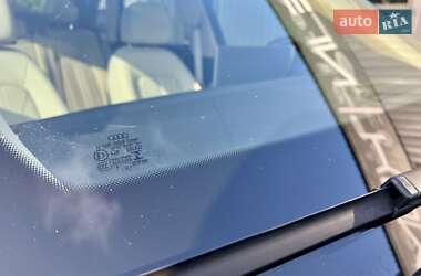 Внедорожник / Кроссовер Audi Q5 2021 в 