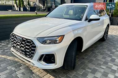 Внедорожник / Кроссовер Audi Q5 2021 в 