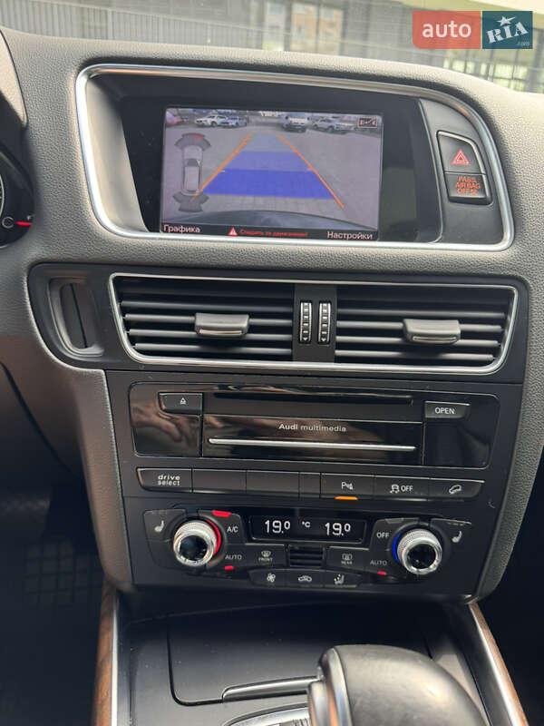 Внедорожник / Кроссовер Audi Q5 2014 в Львове