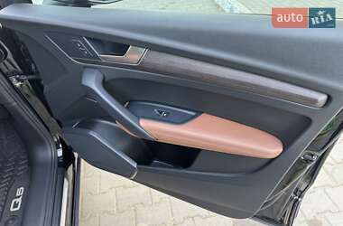 Внедорожник / Кроссовер Audi Q5 2021 в 