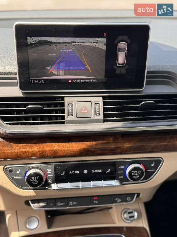 Внедорожник / Кроссовер Audi Q5 2017 в Львове