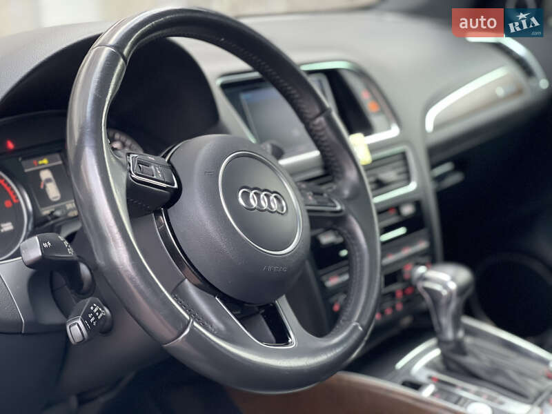 Позашляховик / Кросовер Audi Q5 2014 в Івано-Франківську