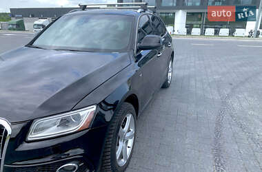 Позашляховик / Кросовер Audi Q5 2016 в 
