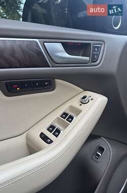 Внедорожник / Кроссовер Audi Q5 2015 в 