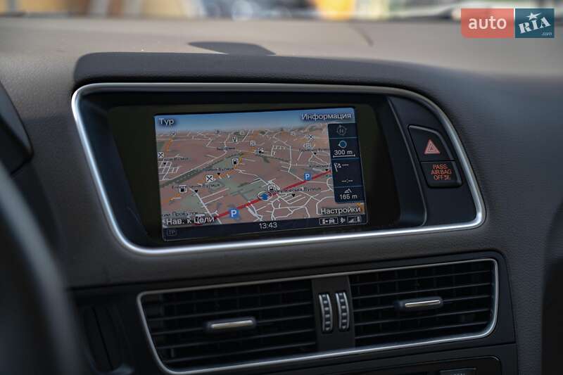Внедорожник / Кроссовер Audi Q5 2015 в Черновцах