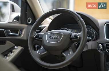 Внедорожник / Кроссовер Audi Q5 2015 в 