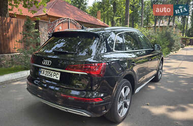 Внедорожник / Кроссовер Audi Q5 2024 в 