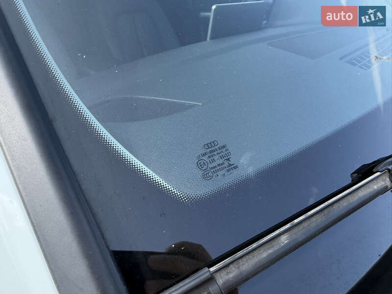 Внедорожник / Кроссовер Audi Q5 2018 в Киеве