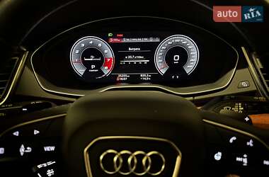 Внедорожник / Кроссовер Audi Q5 2021 в 