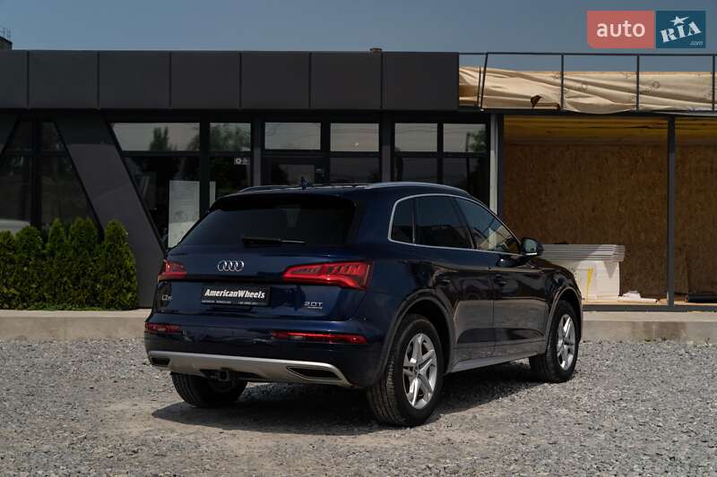 Внедорожник / Кроссовер Audi Q5 2018 в Черновцах