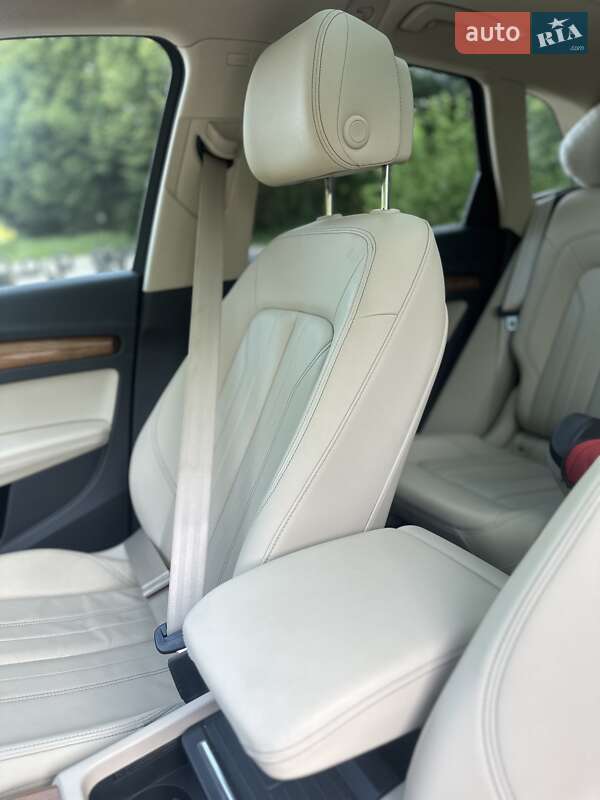 Внедорожник / Кроссовер Audi Q5 2021 в Львове