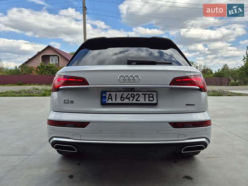 Внедорожник / Кроссовер Audi Q5 2022 в Барышевке