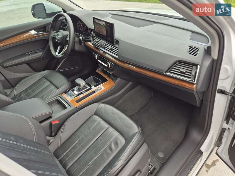 Внедорожник / Кроссовер Audi Q5 2022 в Барышевке