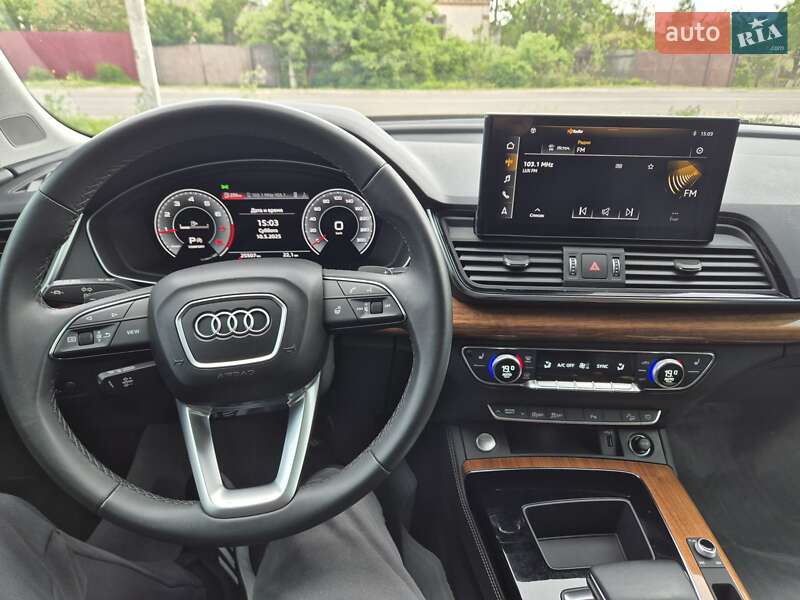 Внедорожник / Кроссовер Audi Q5 2022 в Барышевке