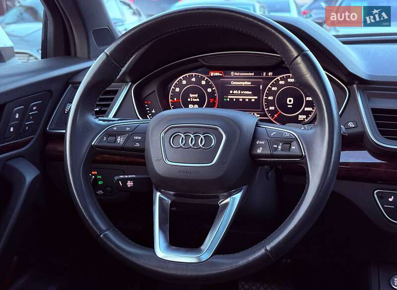 Внедорожник / Кроссовер Audi Q5 2017 в Харькове