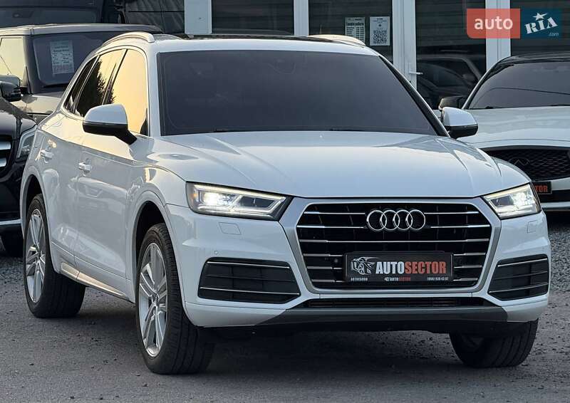 Внедорожник / Кроссовер Audi Q5 2017 в Харькове