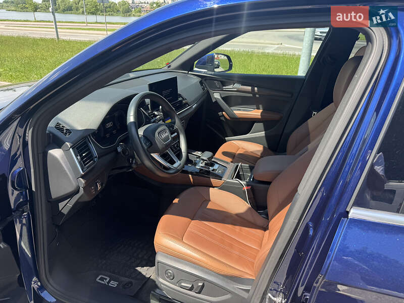 Внедорожник / Кроссовер Audi Q5 2020 в Виннице