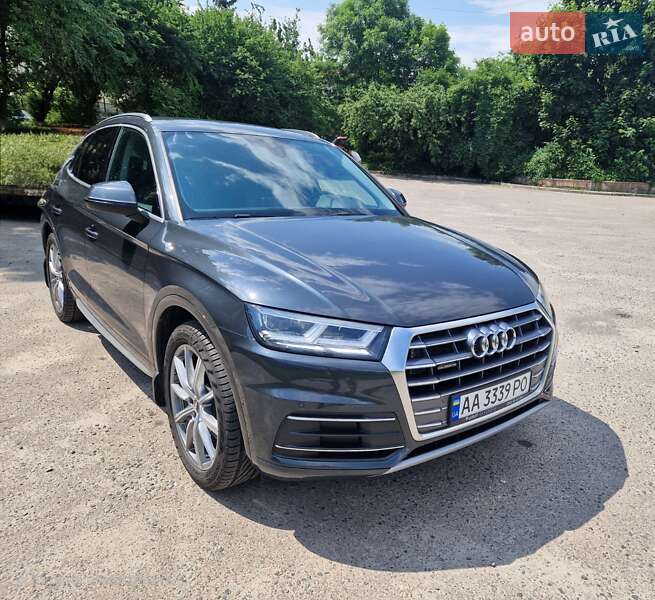 Внедорожник / Кроссовер Audi Q5 2020 в 