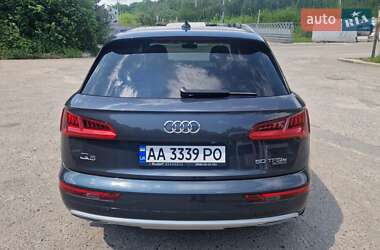 Внедорожник / Кроссовер Audi Q5 2020 в 