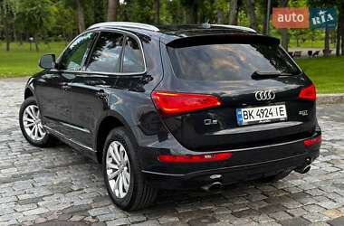 Внедорожник / Кроссовер Audi Q5 2012 в 
