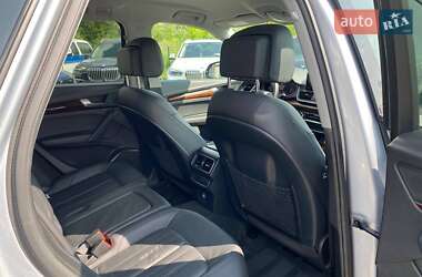 Внедорожник / Кроссовер Audi Q5 2018 в 