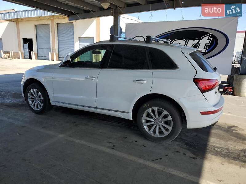 Позашляховик / Кросовер Audi Q5 2016 в Львові