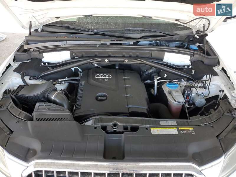 Позашляховик / Кросовер Audi Q5 2016 в Львові