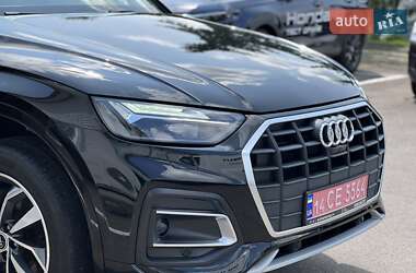 Внедорожник / Кроссовер Audi Q5 2021 в 
