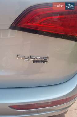 Внедорожник / Кроссовер Audi Q5 2012 в 