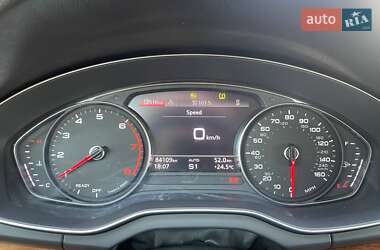 Позашляховик / Кросовер Audi Q5 2021 в 