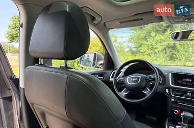 Внедорожник / Кроссовер Audi Q5 2015 в 