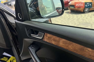 Внедорожник / Кроссовер Audi Q5 2011 в 