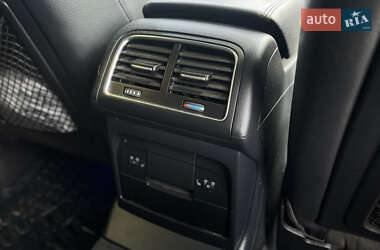 Внедорожник / Кроссовер Audi Q5 2011 в 