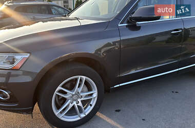 Внедорожник / Кроссовер Audi Q5 2016 в 