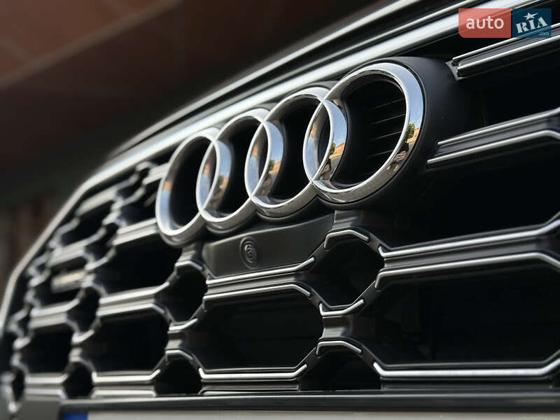 Внедорожник / Кроссовер Audi Q5 2021 в Ровно