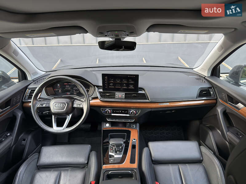 Внедорожник / Кроссовер Audi Q5 2021 в Ровно