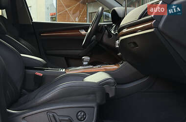 Позашляховик / Кросовер Audi Q5 2021 в 