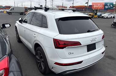 Позашляховик / Кросовер Audi Q5 2021 в Львові