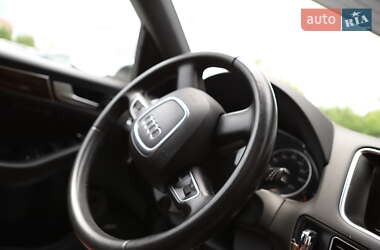 Позашляховик / Кросовер Audi Q5 2012 в 