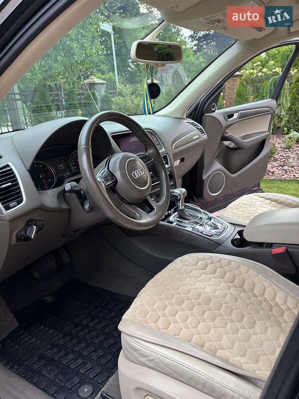 Внедорожник / Кроссовер Audi Q5 2015 в Винниках