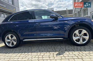 Внедорожник / Кроссовер Audi Q5 2024 в 